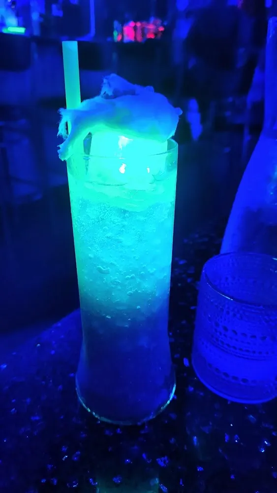 Yuzzum Fizz